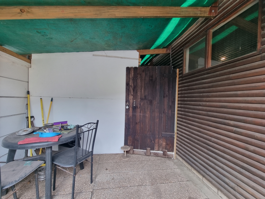 6 Bedroom Property for Sale in Dana Bay Western Cape